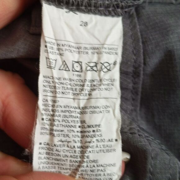 5/$55 Old Navy Active men's grey shorts, zip & button, 4 pockets, size 28 - Picture 4 of 4